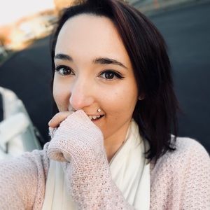 Meet your Posher, Kait